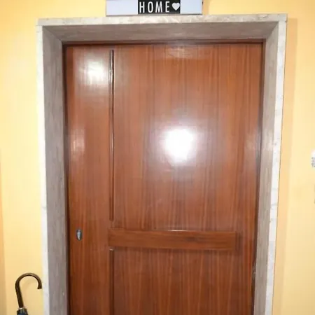 Valentina's House Bed & Breakfast 3*
